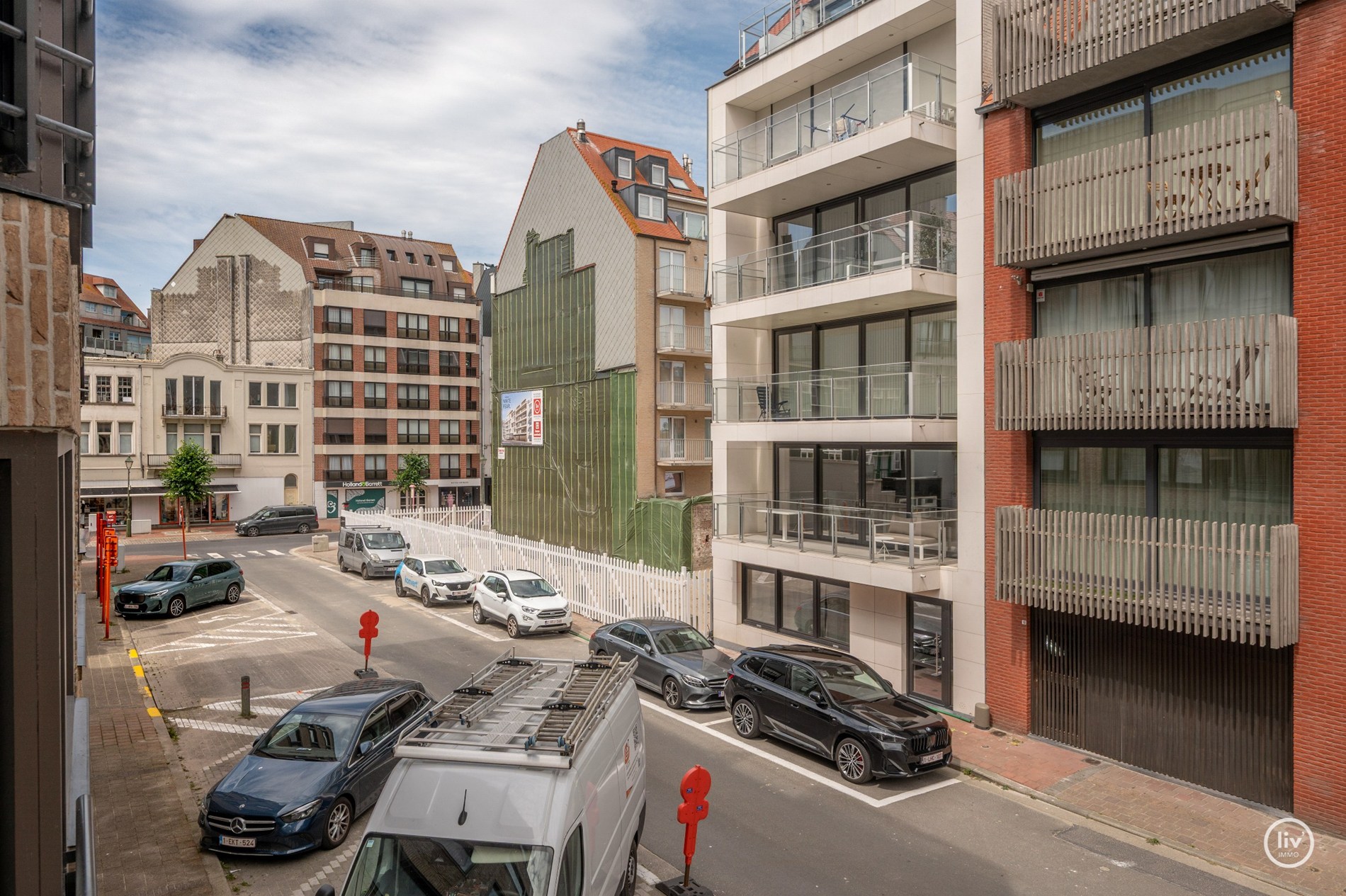 Bel appartement de deux chambres situé au centre de Knokke. 