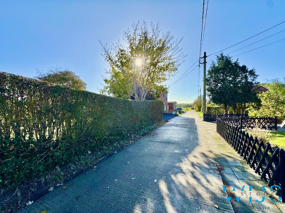 Super tof woonhuis op enorm mooie locatie te Assenede ! 