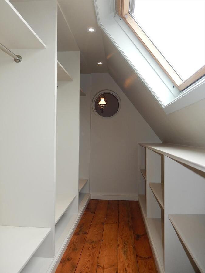 Instapklaar duplexappartement in het centrum van Brugge 