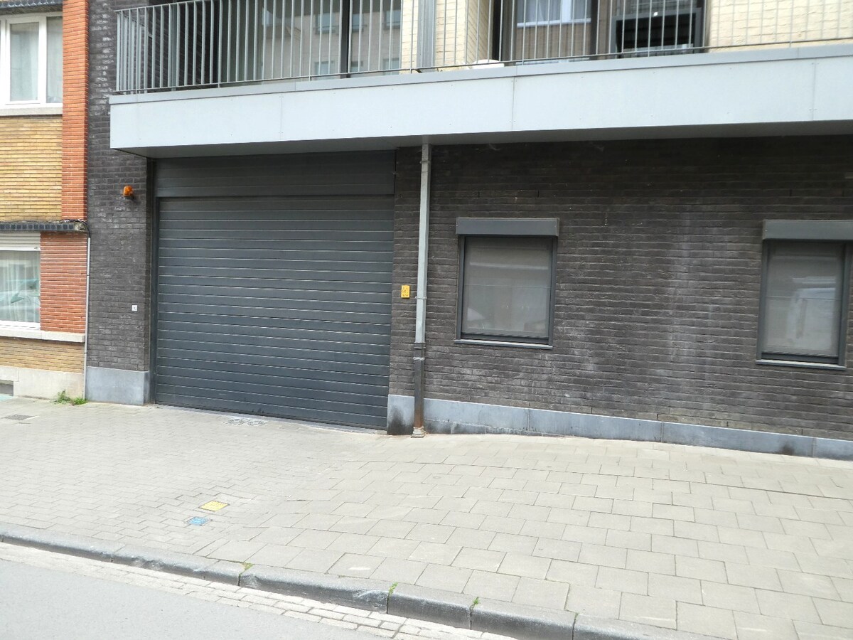 Te huur parkeerplaats - Leuven