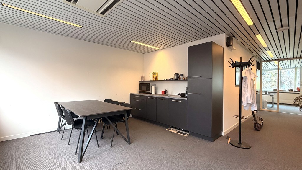 Instapklare kantoren te huur nabij Singel in Antwerpen