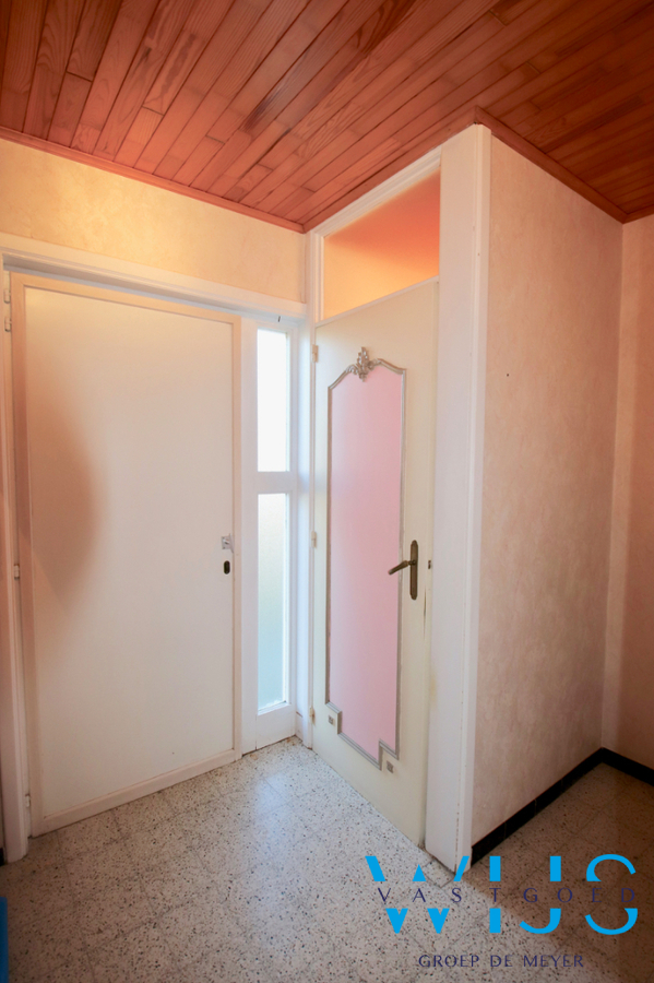 Stevige ruime gezinswoning op een prachtig perceel te KLUIZEN ! 