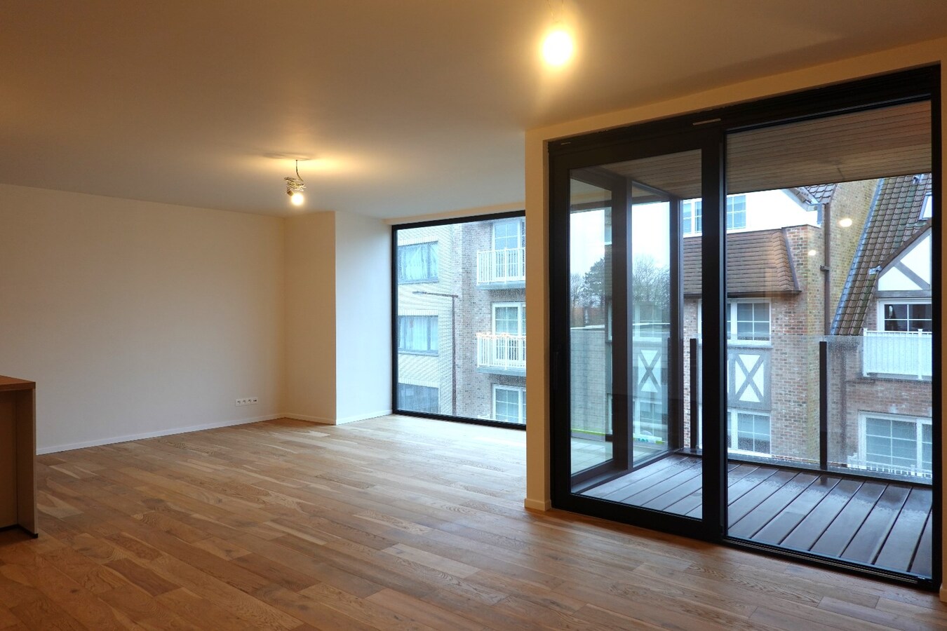 Prachtig afgewerkt nieuwbouwappartement in centrum De Haan met garagebox 