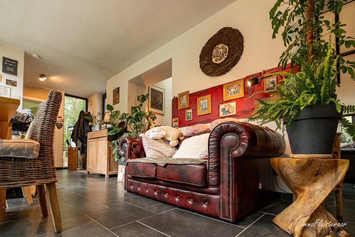 Maison prête à emménager dans un environnement boisé d'environ 24 ares à Keerbergen. 