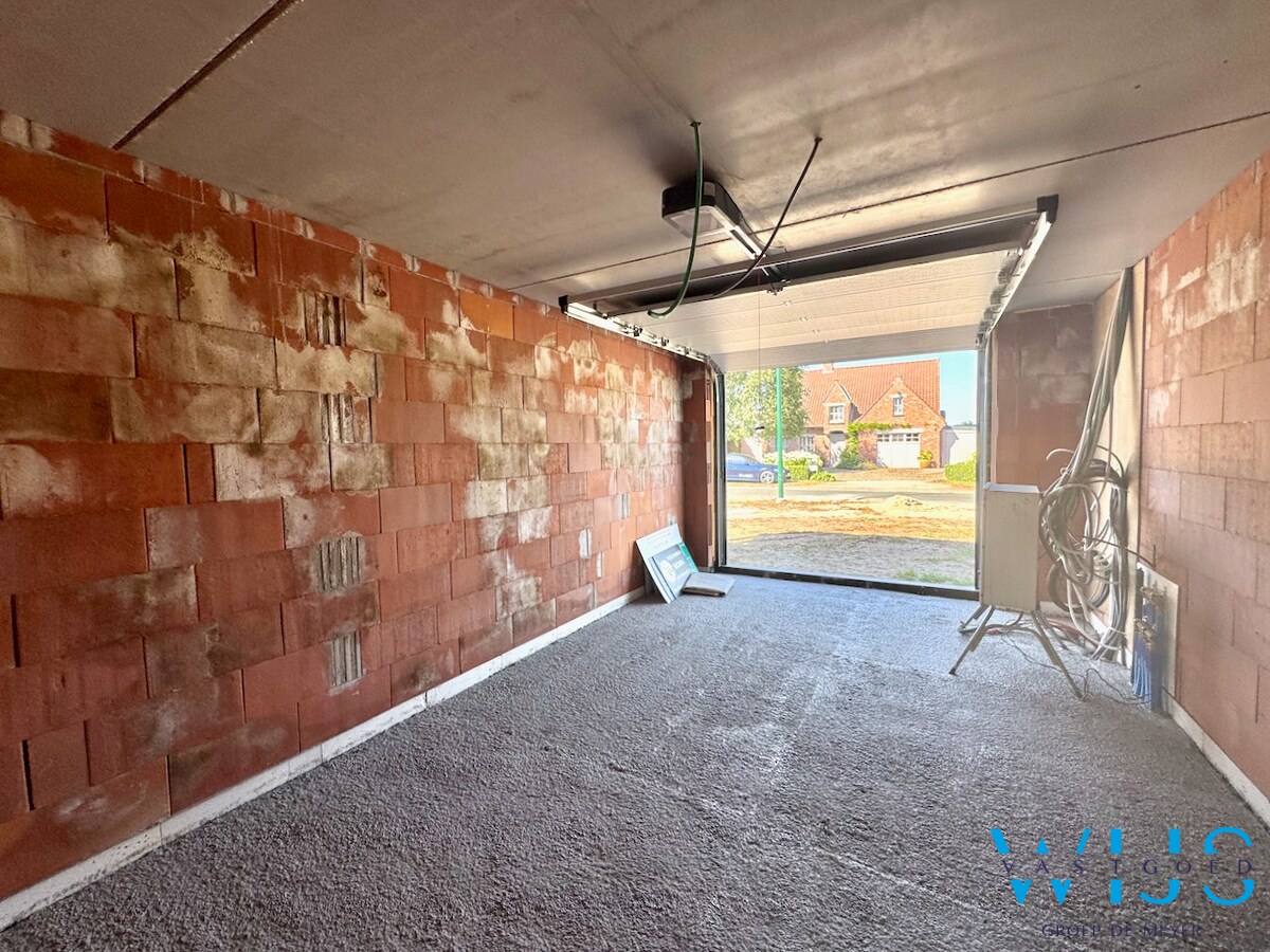 Moderne nieuwbouw op 666m² te Lembeke ! 