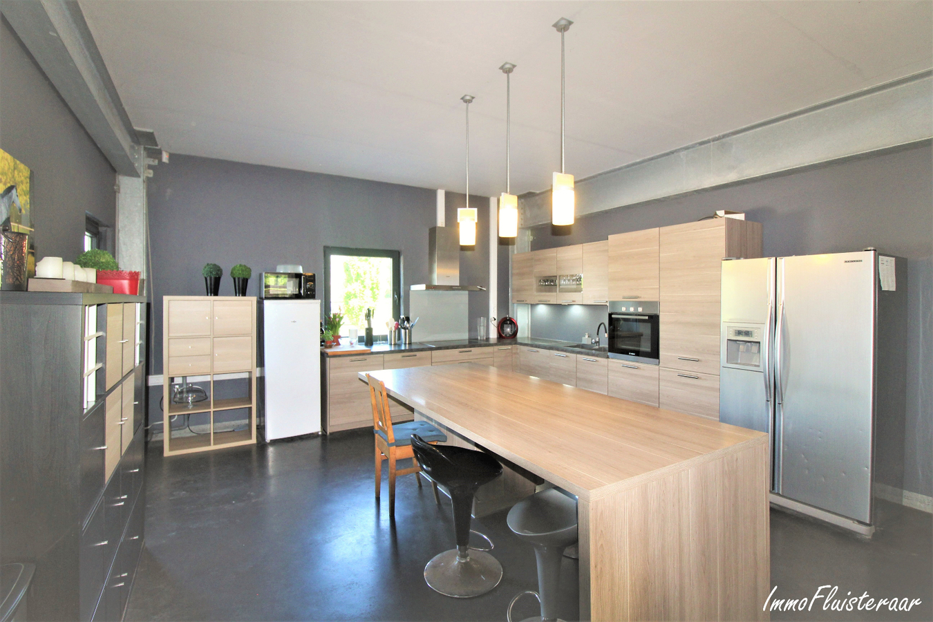 Professional recently built equestrian center on more than 3ha at Hannut (Luik/Liège; Belgium) 