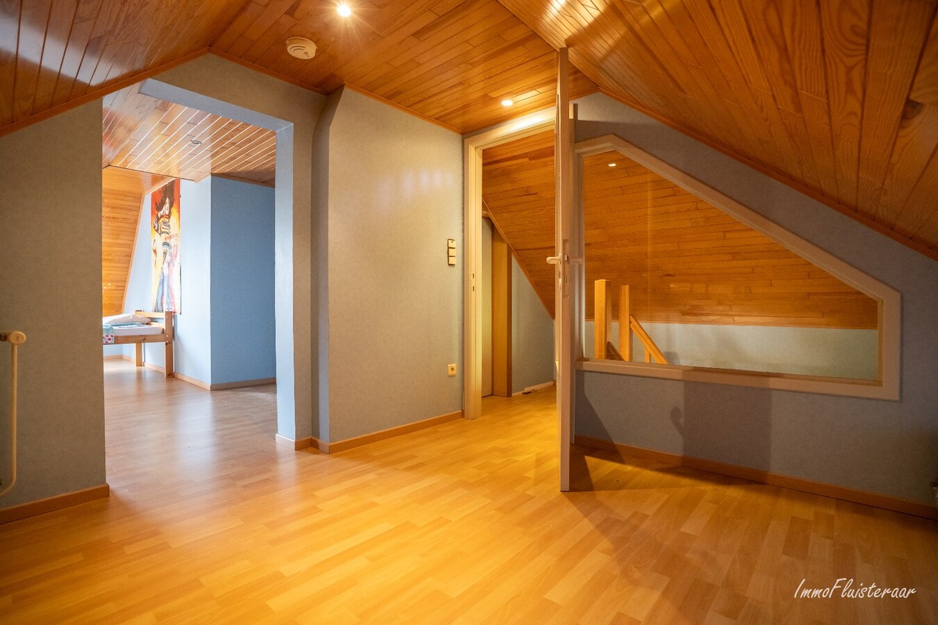 Landelijk gelegen bedrijfswoning met diverse bijgebouwen op ca. 3,5 ha te Bekkevoort (Vlaams-Brabant) 