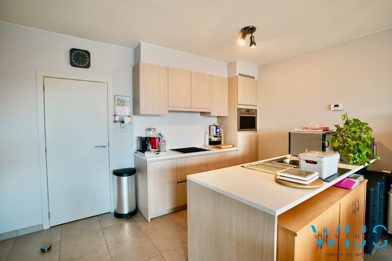 Instapklaar &amp; energiezuinig appartement te centrum Ertvelde ! 