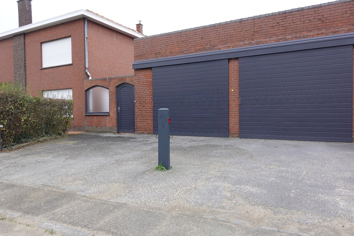 Ruime woning met opslagruimte 