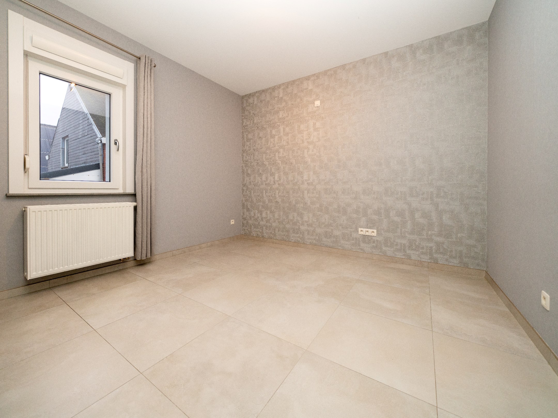 Recent gerenoveerde woning met 4 kamers en 2 badkamers 