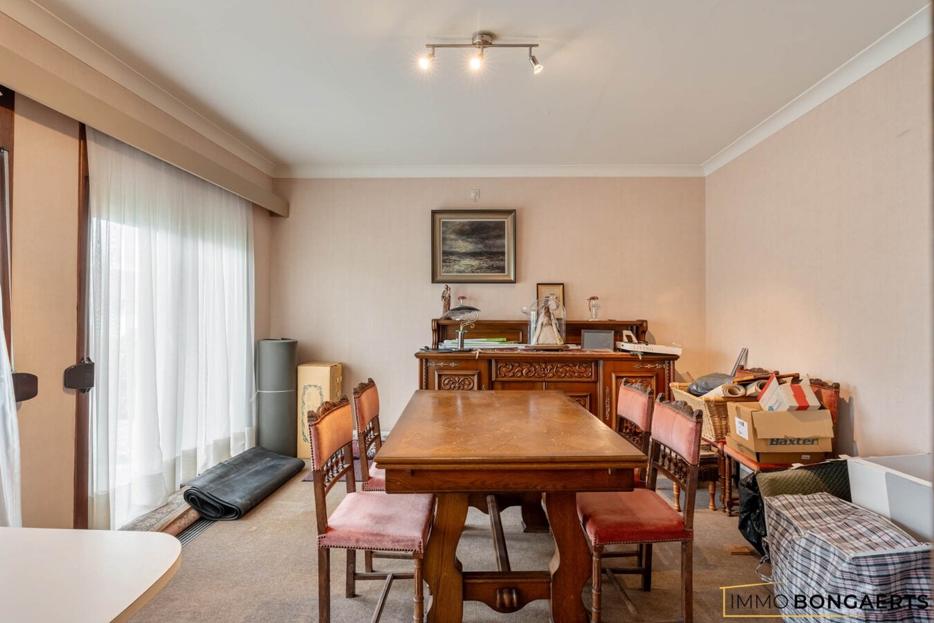 Ruime gelijkvloerse woning 