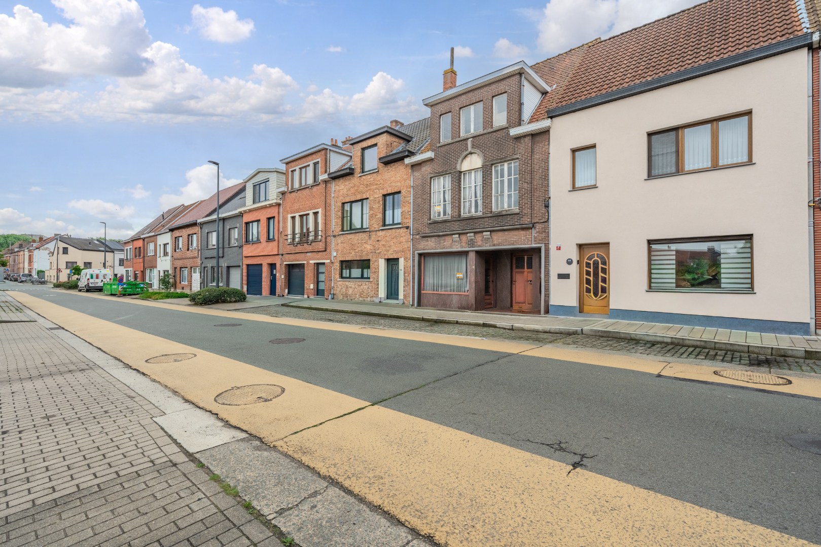 Karaktervolle voormalige apotheekwoning aan het water 