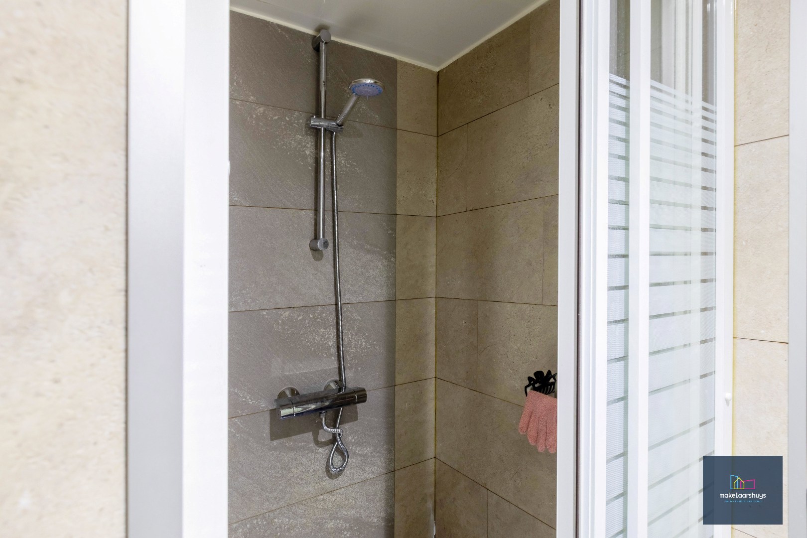 Woning met 4 slaapkamers en koer nabij centrum Gent 