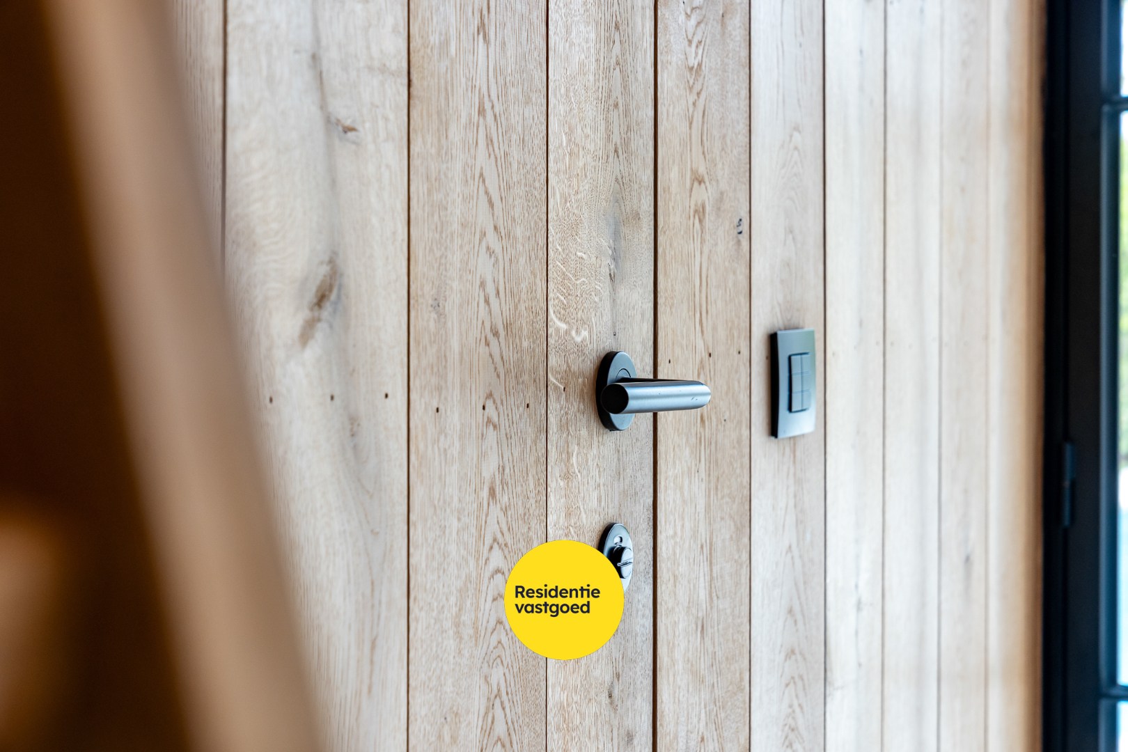 Exclusieve villa met zwembad en poolhouse in de nieuwe St-Annawijk te Sint-Andries 