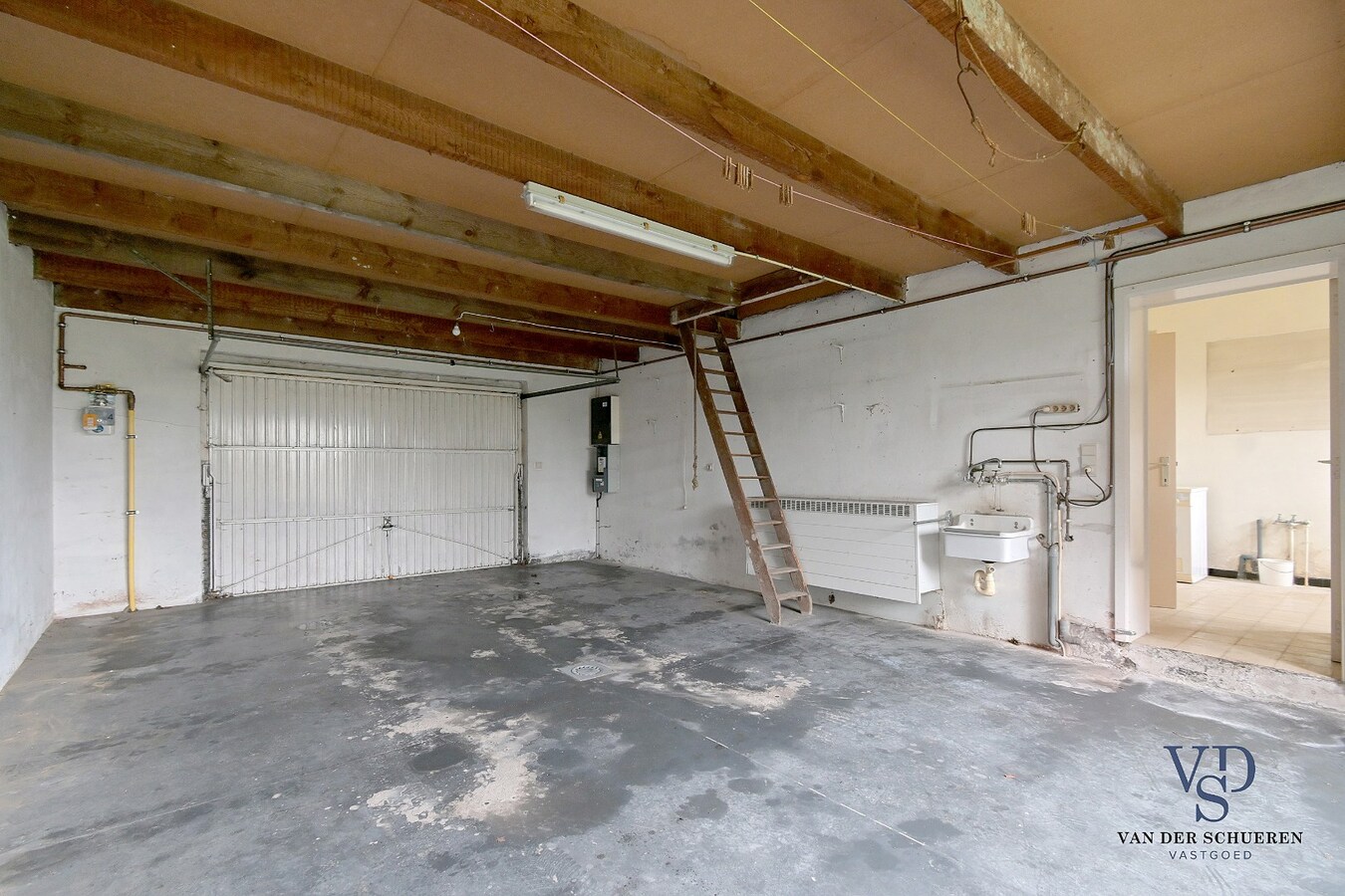 Bijzonder ruime gezinswoning. 