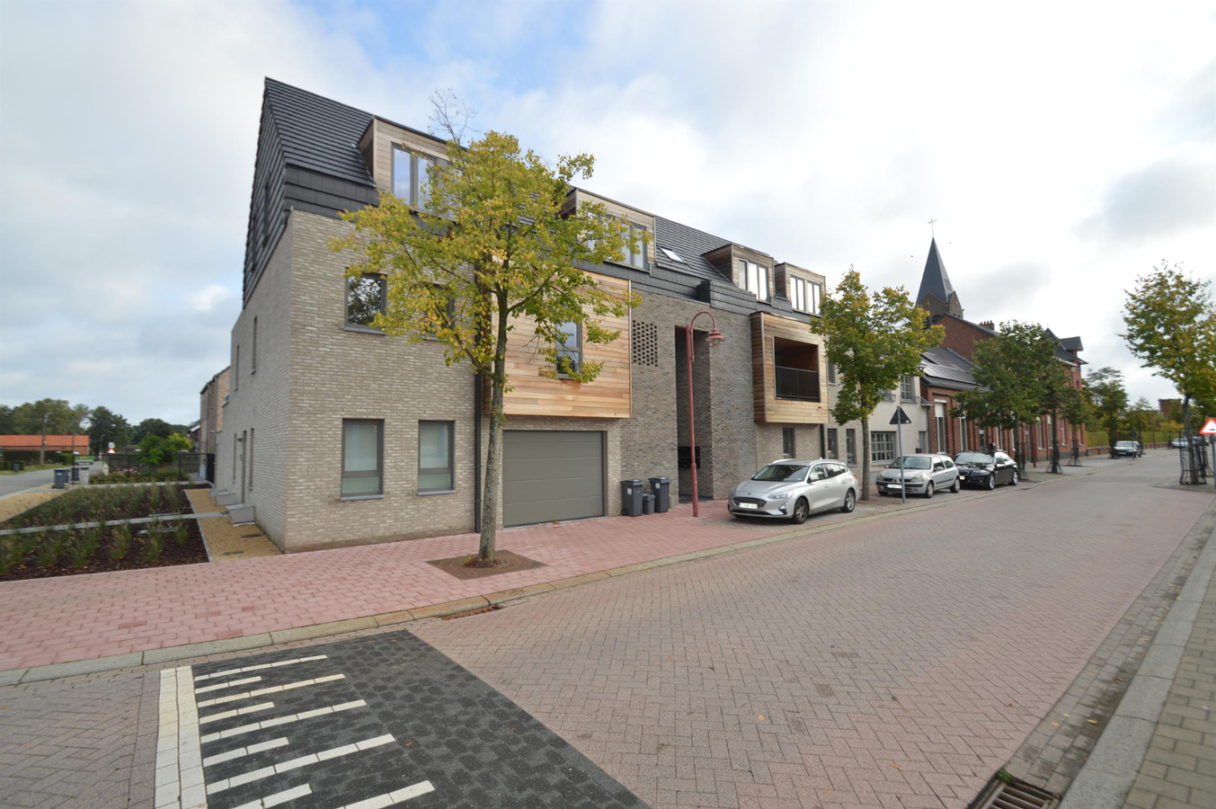 Verkocht duplex - Geel