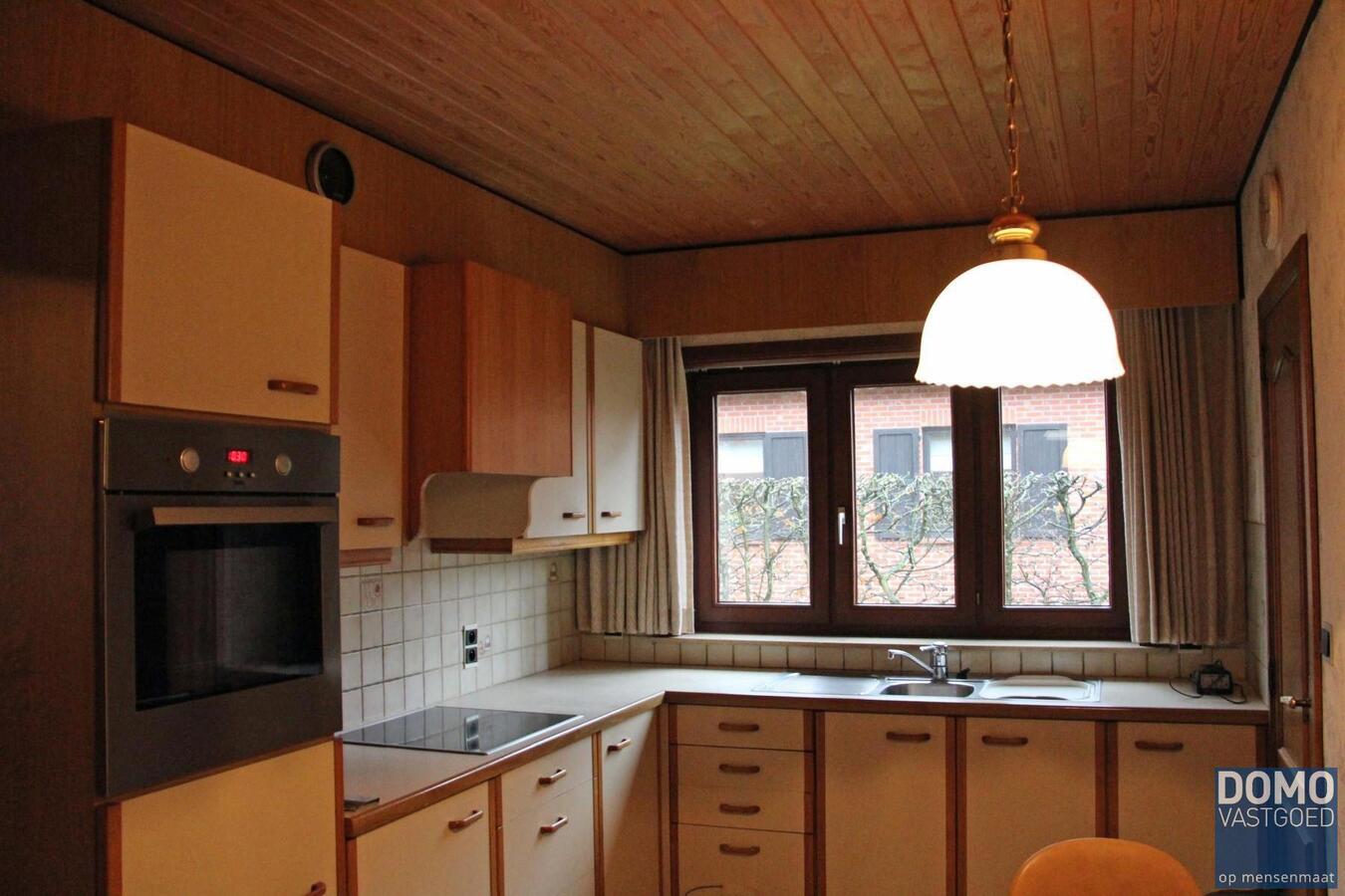 Ruime gelijkvloerse gezinswoning met 2 slaapkamers gelegen te Tuilt-Kuringen 