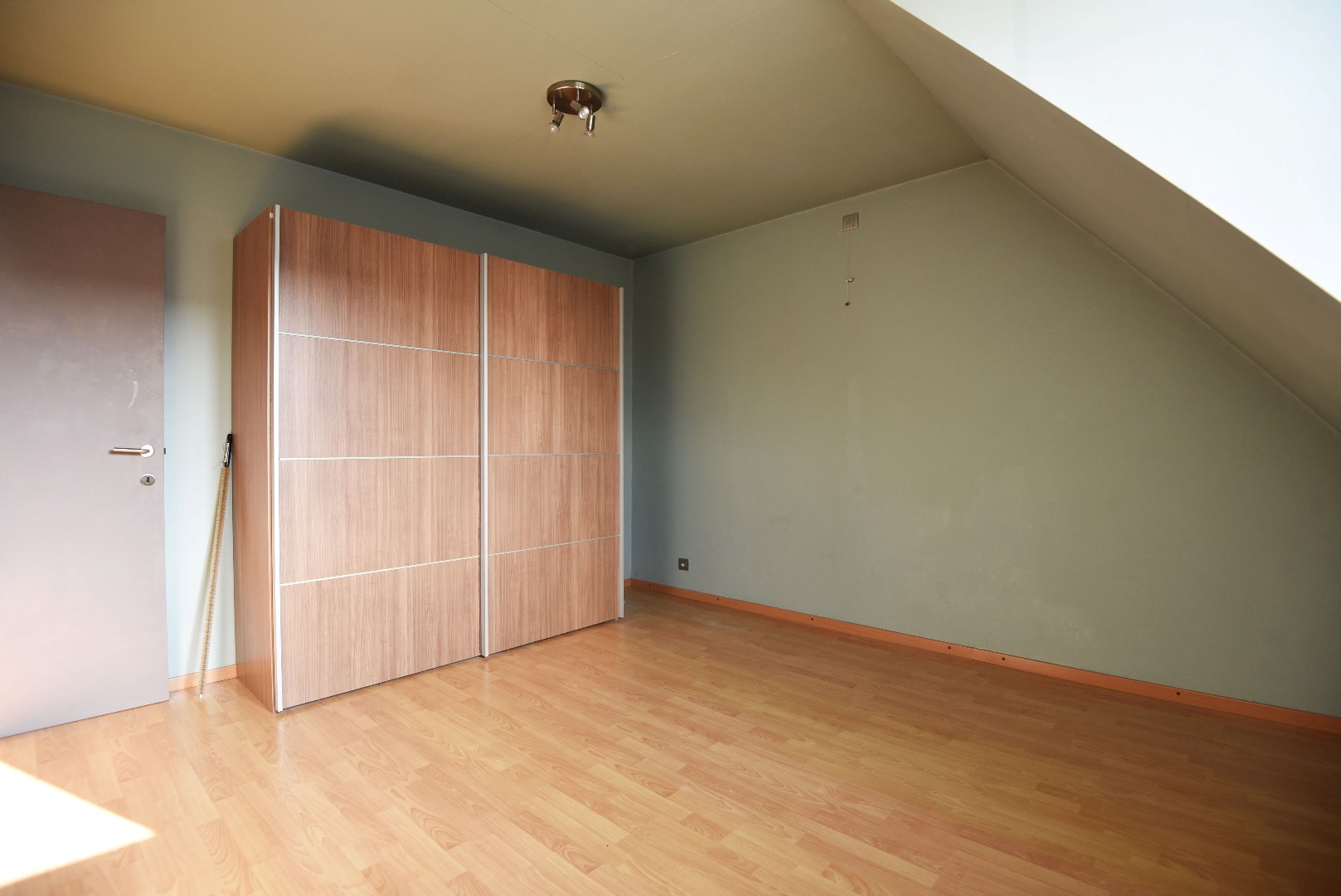 Gezinswoning met 3 slpks, garage en tuin te Maldegem 