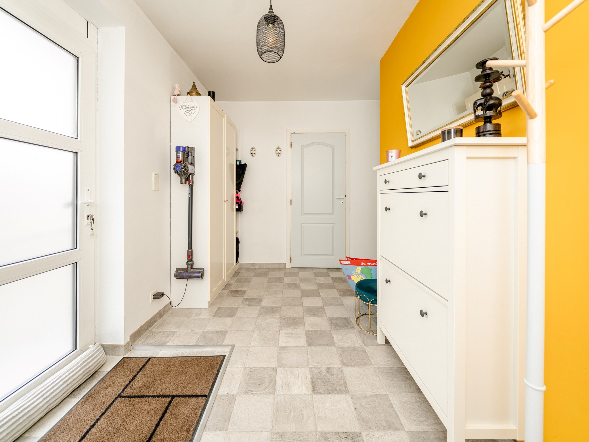 Instapklare woning met 3 kamers, terras en tuin 