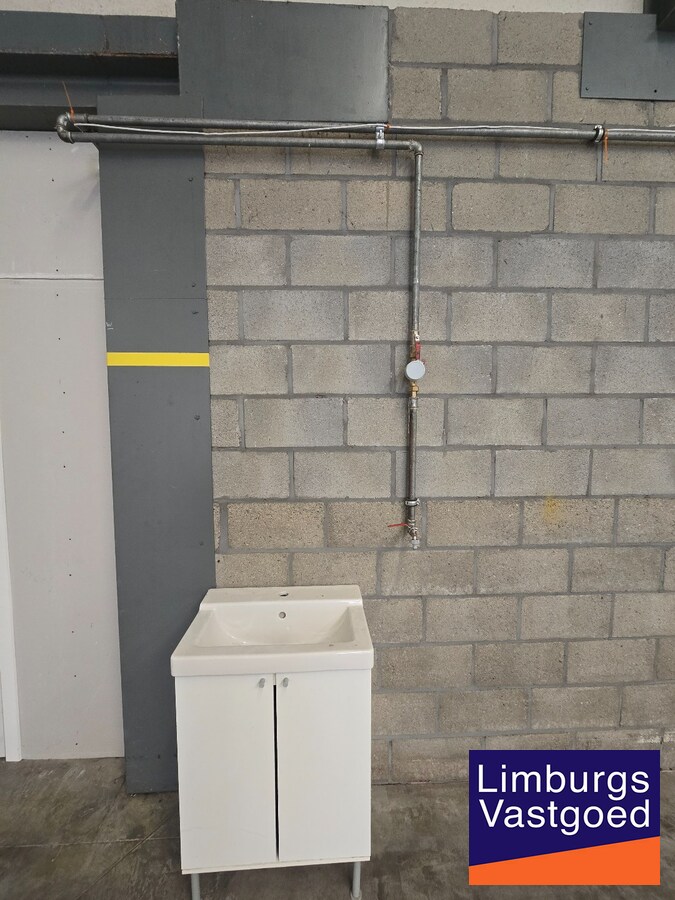 DE WAERDE - KMO UNIT 5 - 377m² - nabij E-314 