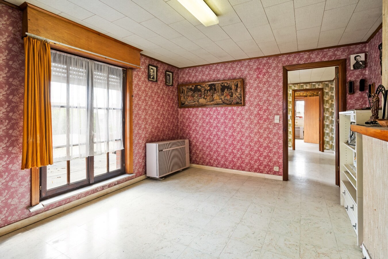 Ruime woning met loods op 882 m² 