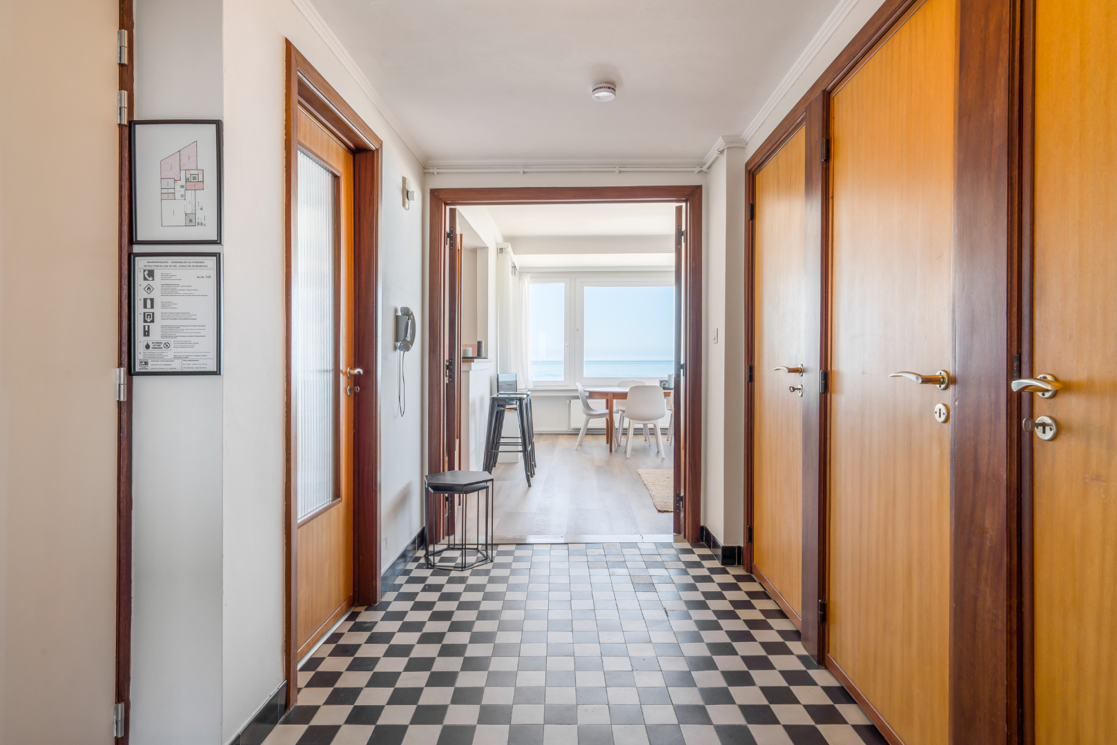 APPARTEMENT DE VACANCES  - VUE FRONTALE SUR MER (LOC. SAISONNIERE) 