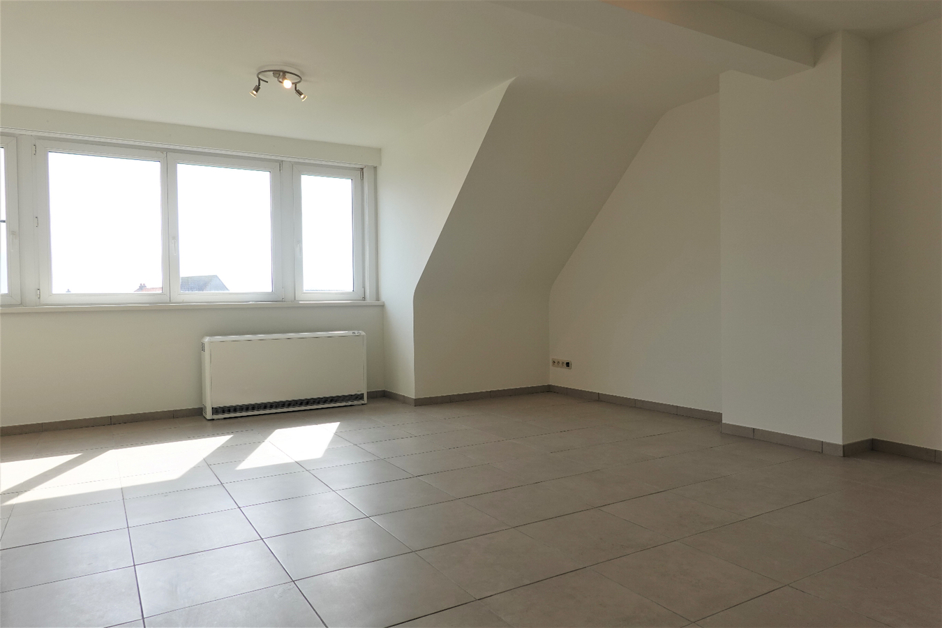 Service Flat te huur te Varsenare 