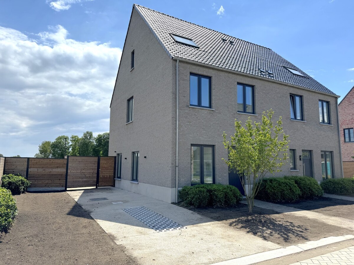 Te huur woning - Weelde