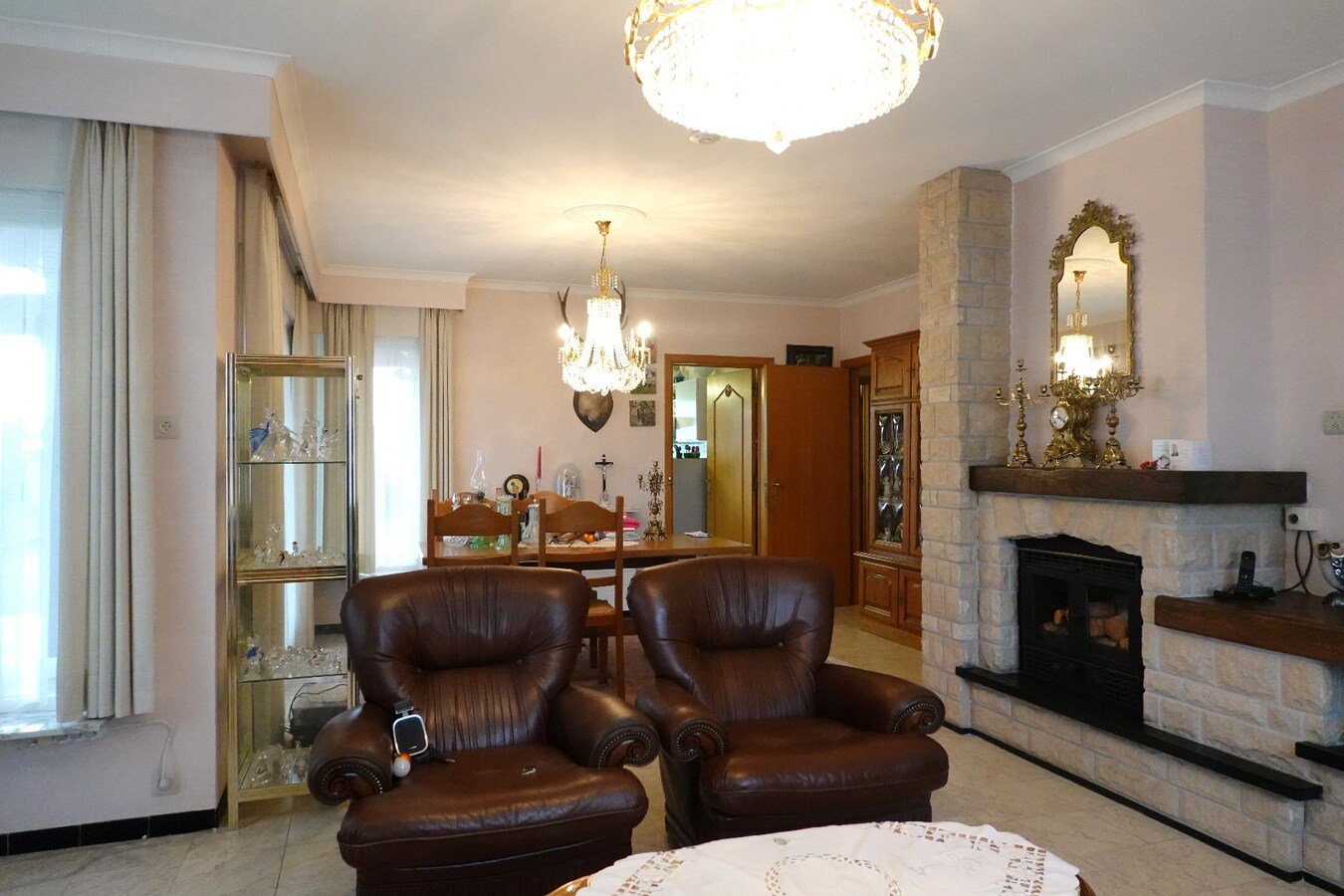 Unieke laagbouwvilla met dubbele garage te Ichtegem 