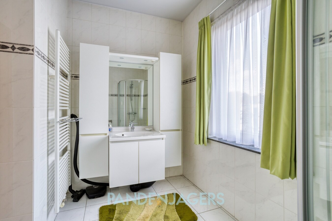 Modern appartement met 1 slpk en terras te Duffel 