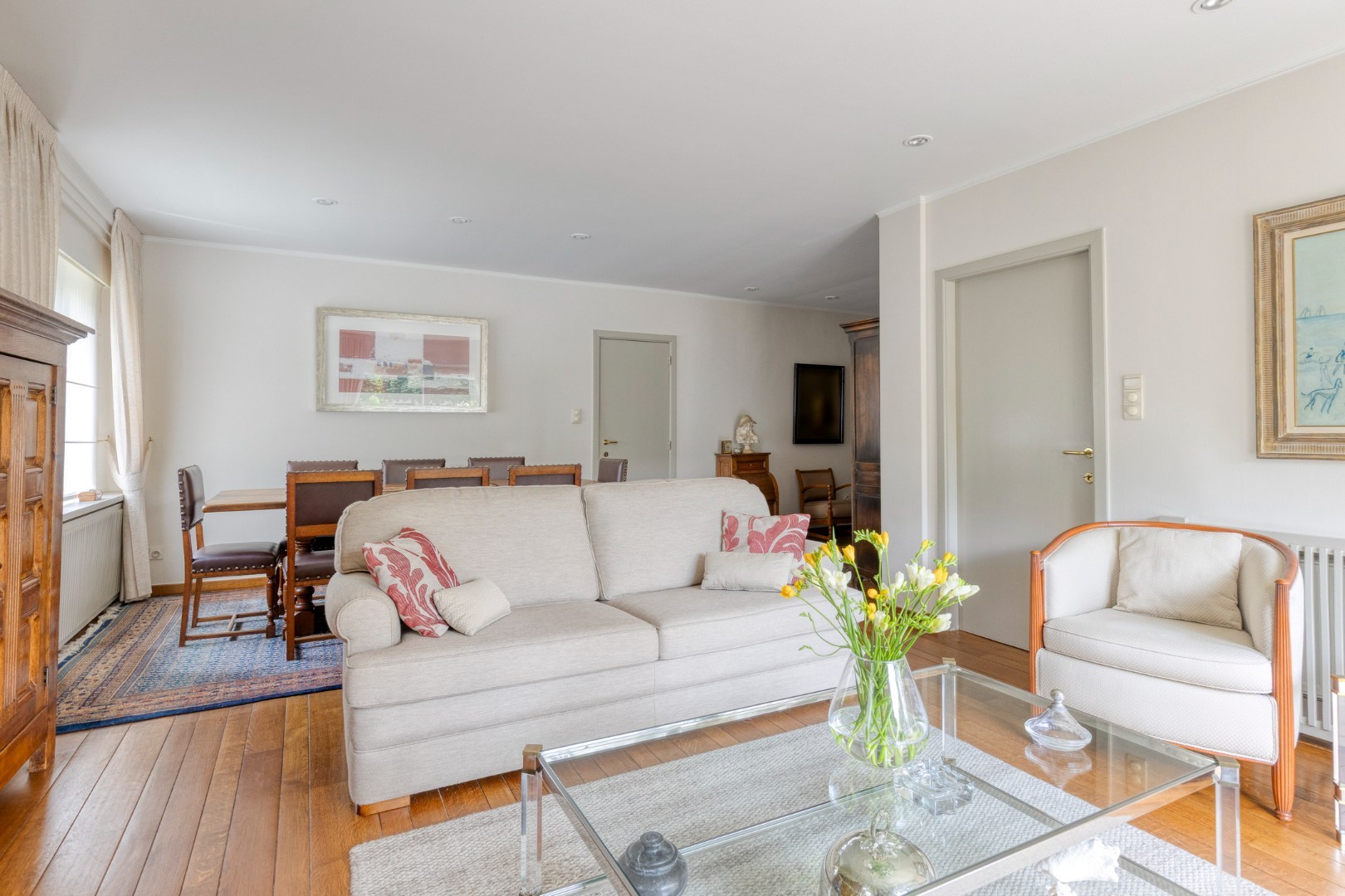 Statige woning met prachtige tuin op een unieke ligging in Geel-centrum 