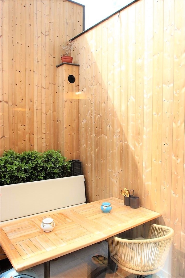 Exclusief investeringshandelspand met terras achteraan - Knokke 