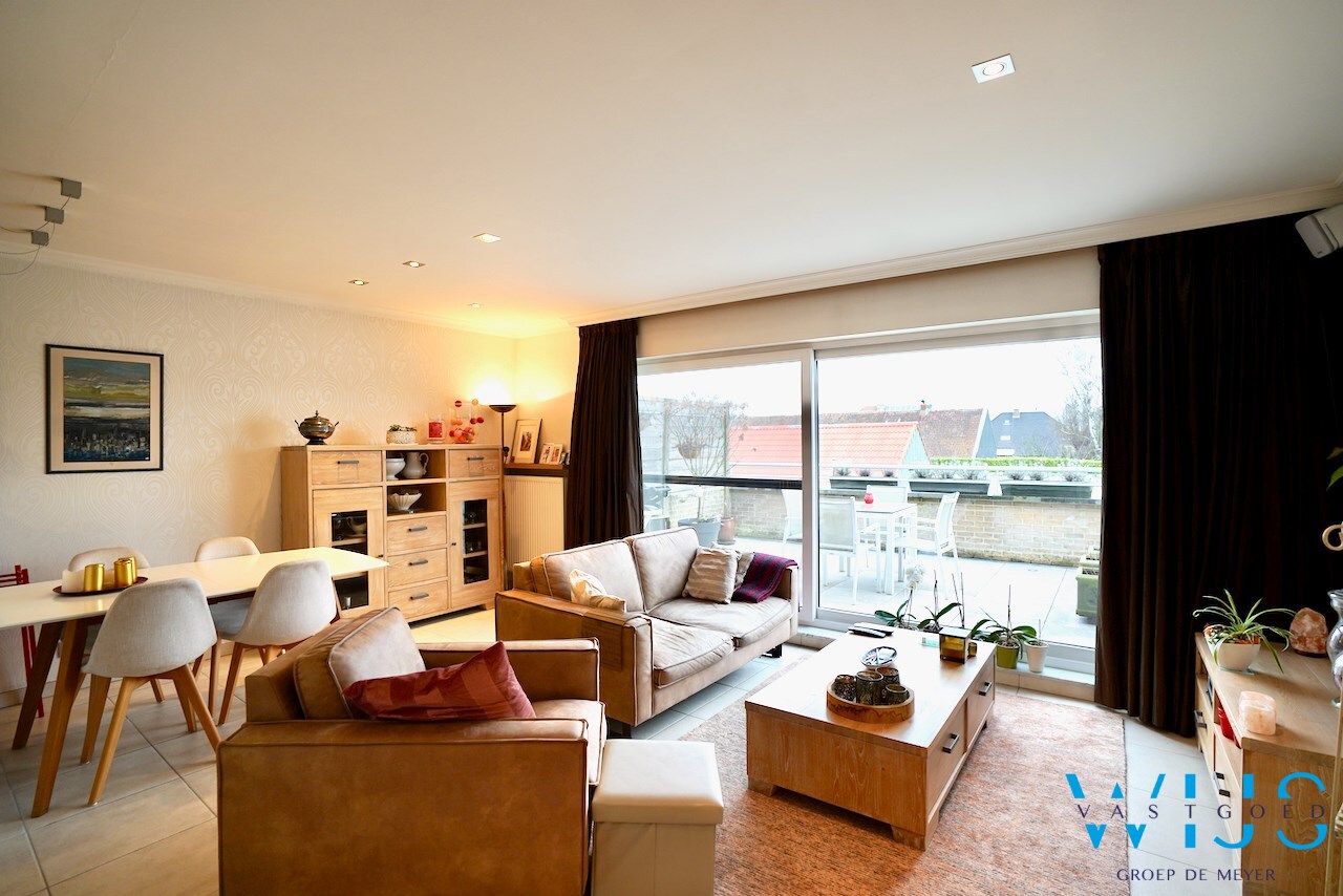 ENERGIEZUINIG appartement met RUIM terras te Rieme ! 