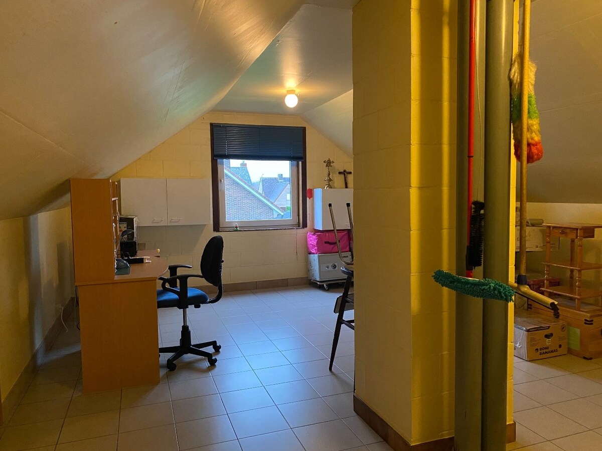 Rustig gelegen, alleenstaande woning te Houthulst 