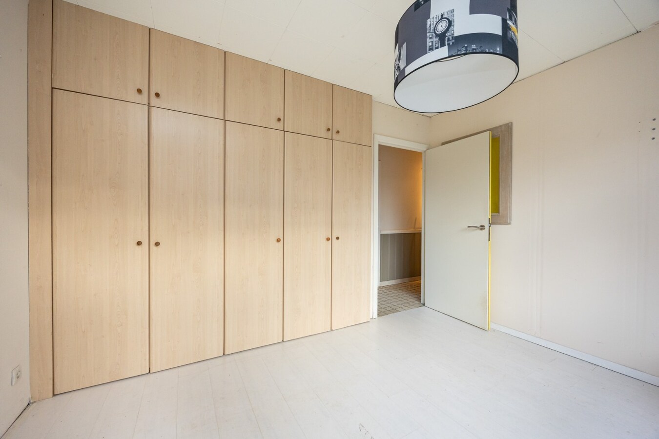 Op te frissen open bebouwing in het centrum van Sint-Antonius 