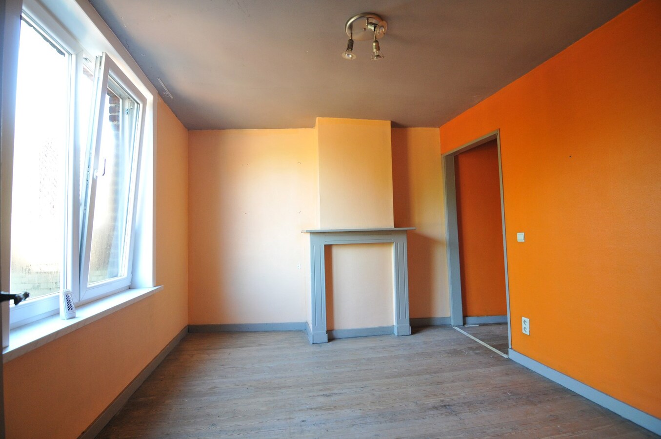 Te renoveren woning met tuin 