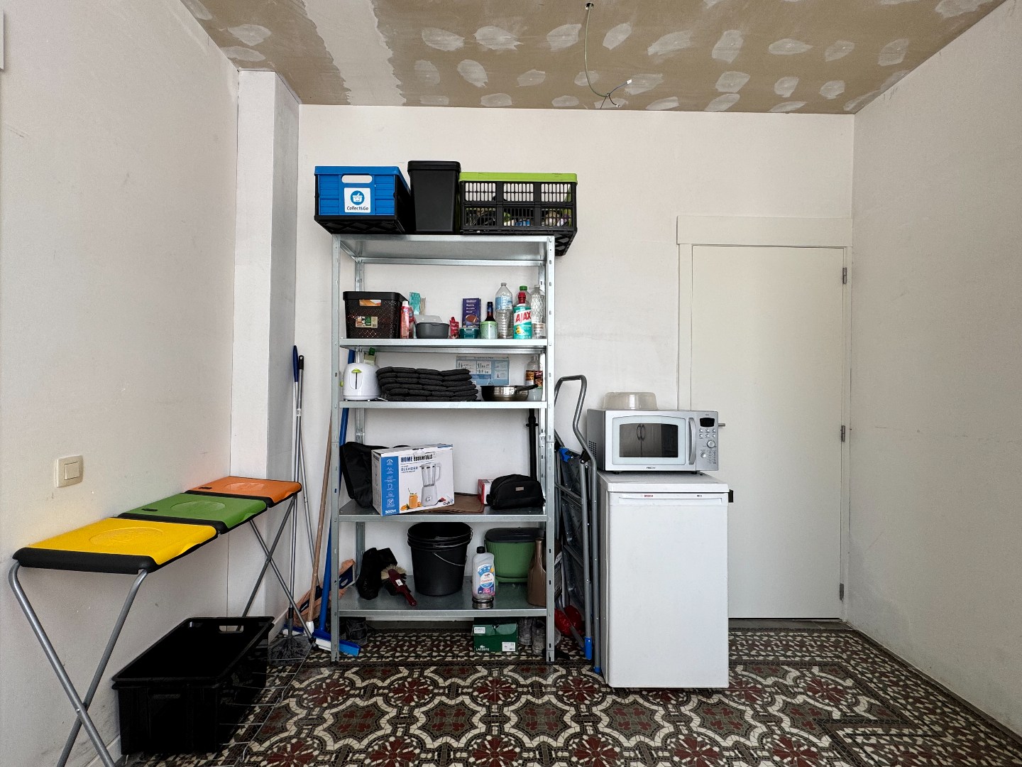 Bemeubeld woning met tuin en 2 slaapkamers 