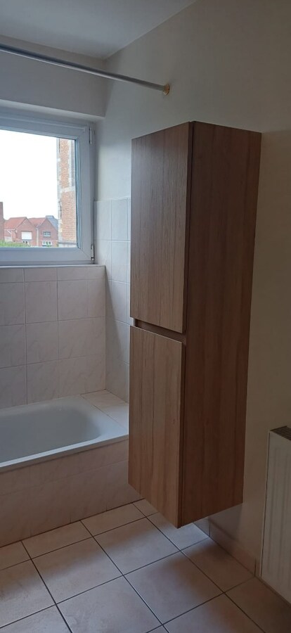 Bel appartement 1 chambre avec cave et garage sécurisé. 