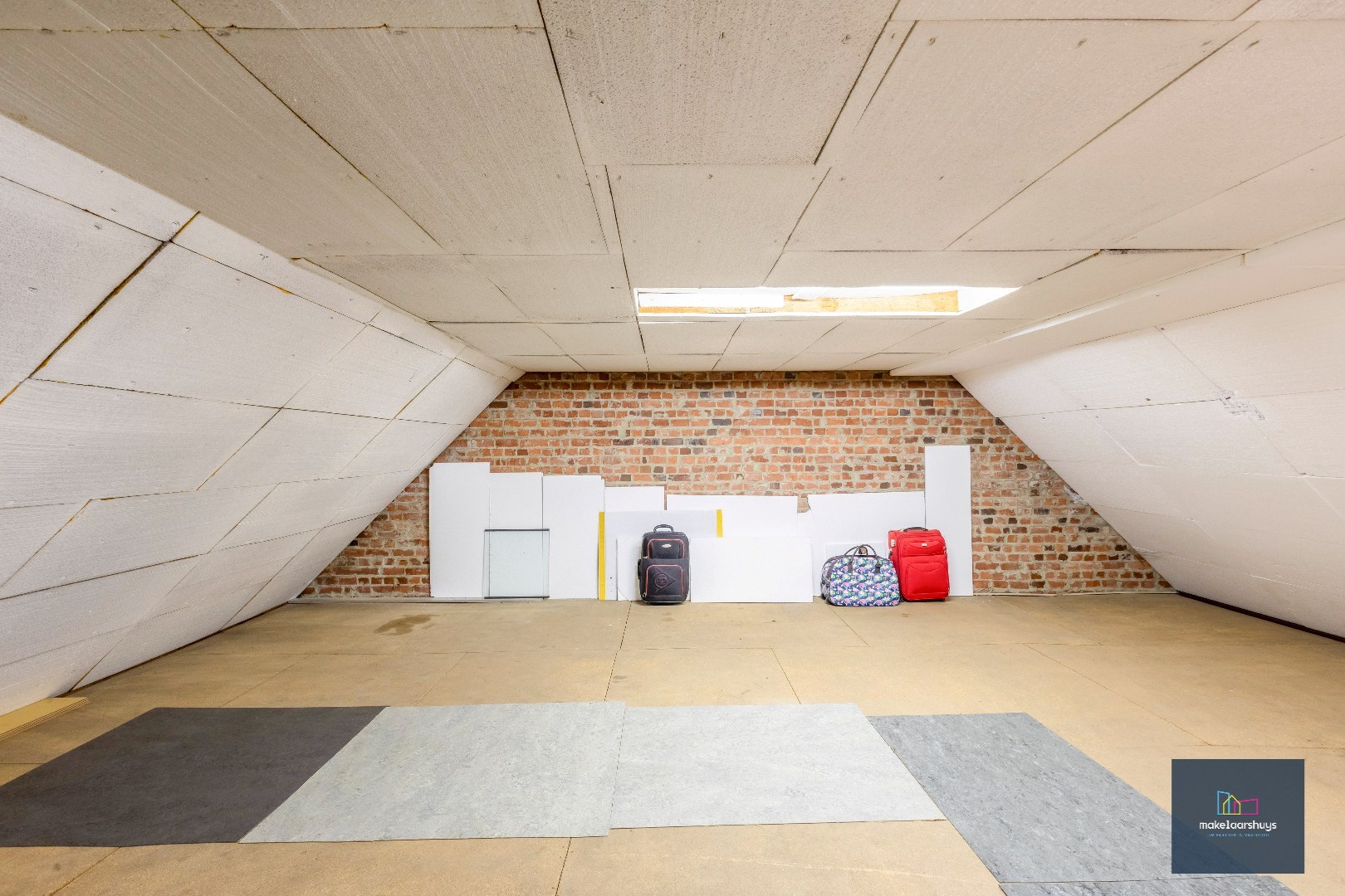 Goed onderhouden woning met lift (regio Planet Group Arena) 