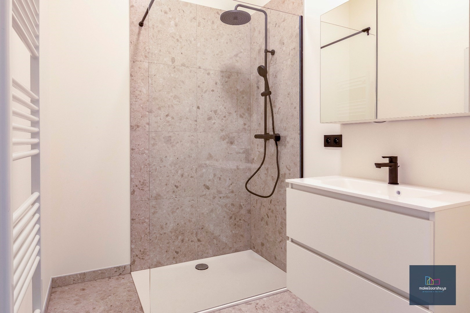 Gunstig gelegen app.  met 2 slaapkamers en terras nabij het Zuid-Park 