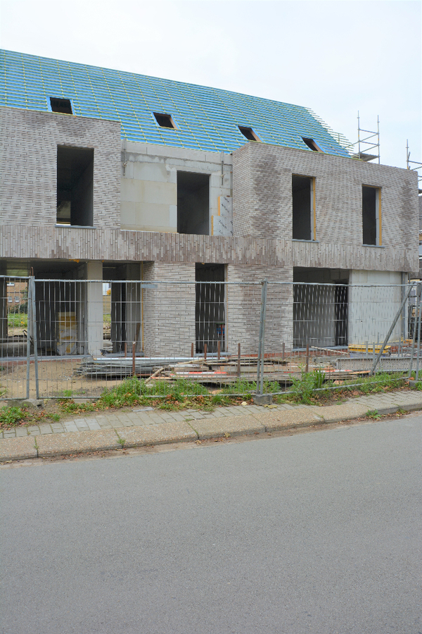 Half-open nieuwbouwwoning op sublieme ligging 