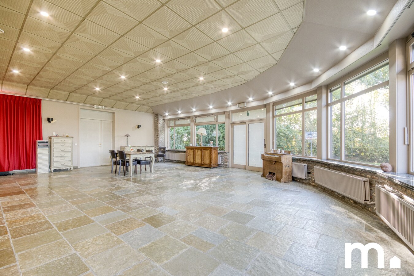 Uniek landhuis in Kruiseke te koop ! 