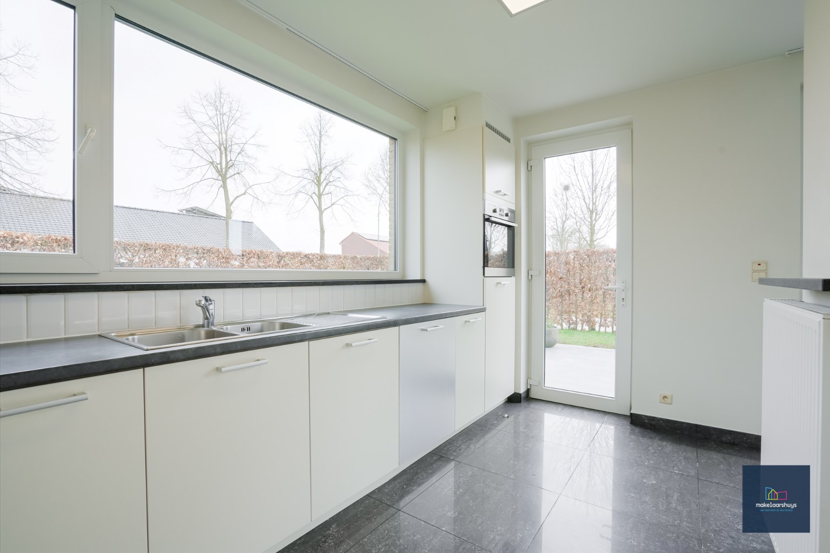 Ruime HOB met 4 slp., garage en tuin in rustige buurt. 