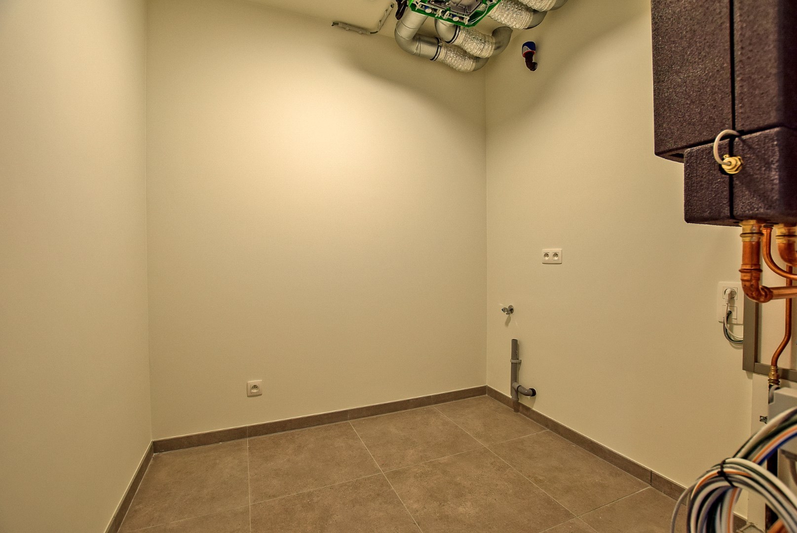 Ruim 2-slaapkamerappartement (129m²) te Leke (Diksmuide). 