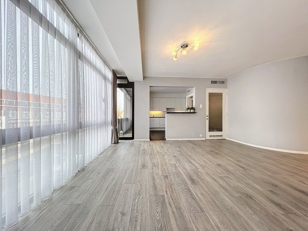 Energiezuinig, ruim tweekamerappartement (115m²) te centrum Deinze 