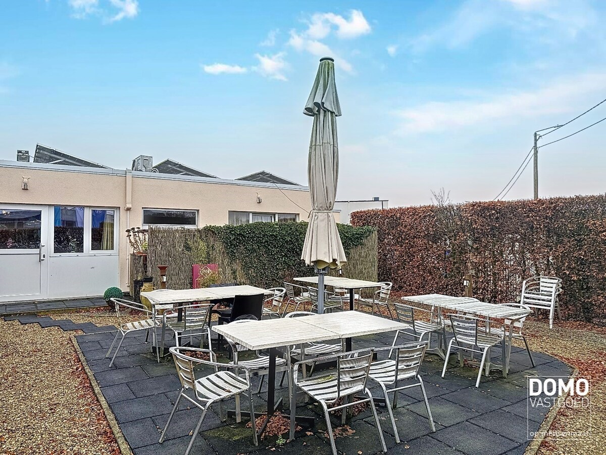TE HUUR - GOED DRAAIEND RESTAURANT MET FRITUURZAAK EN WOONST 