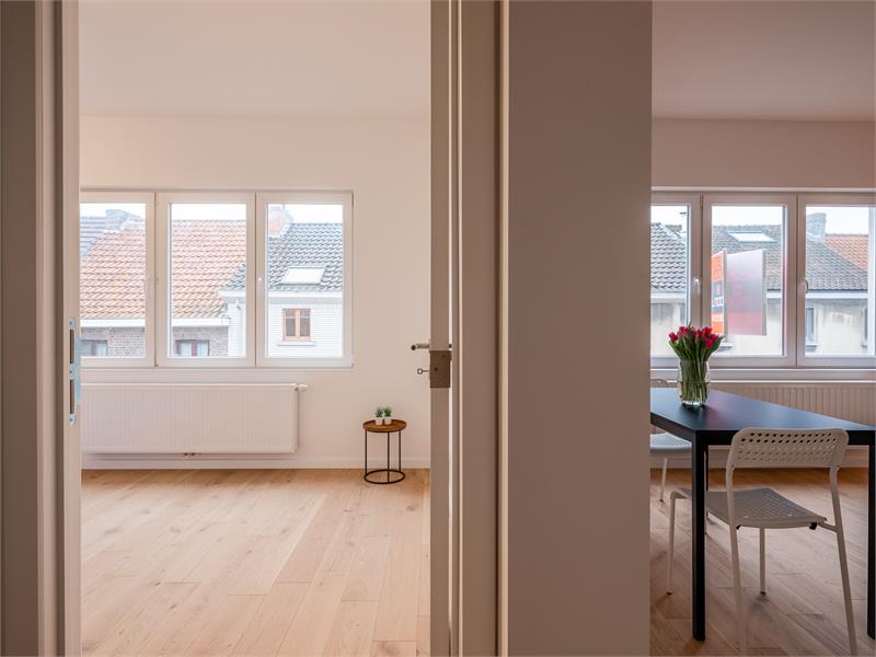 Volledig gerenoveerd appartement met 3 slaapkamers 