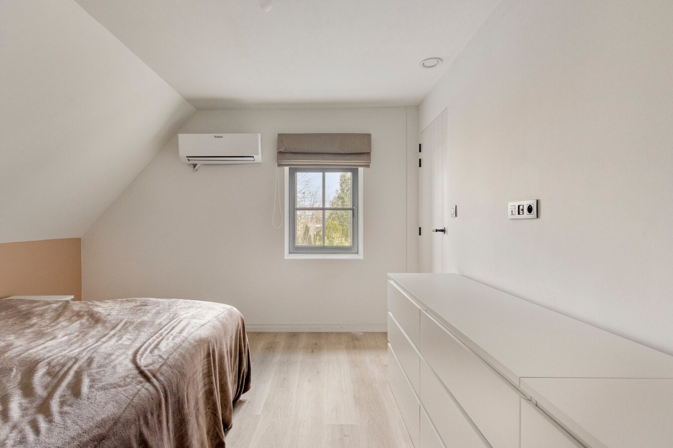 Instapklare alleenstaande woning (EPC A) met 3 slaapkamers en zuidgerichte tuin in Vichte 