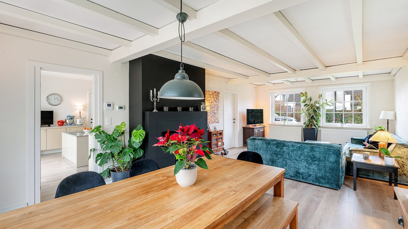 Stijlvolle open bebouwing op wandelafstand van zee te Knokke-Heist. 