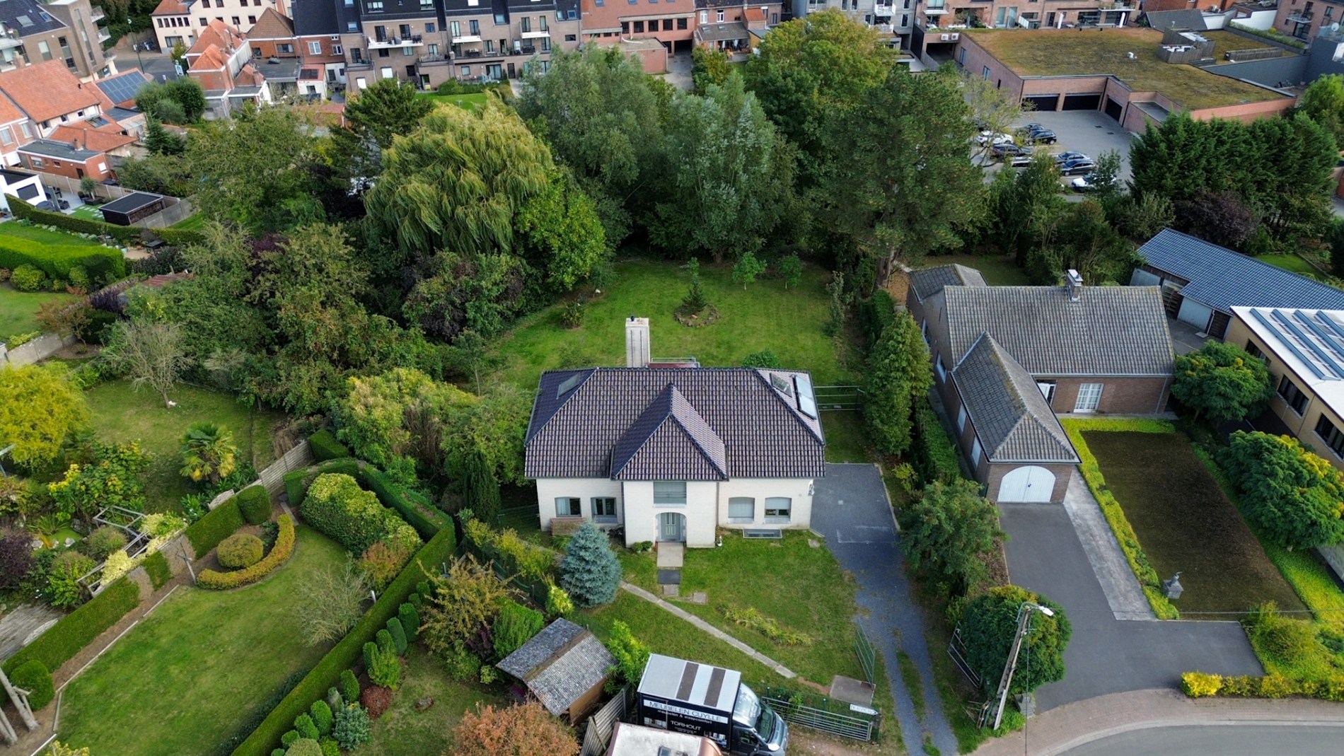 Villa hartje Torhout, topligging op een perceel van 2052 m²! 